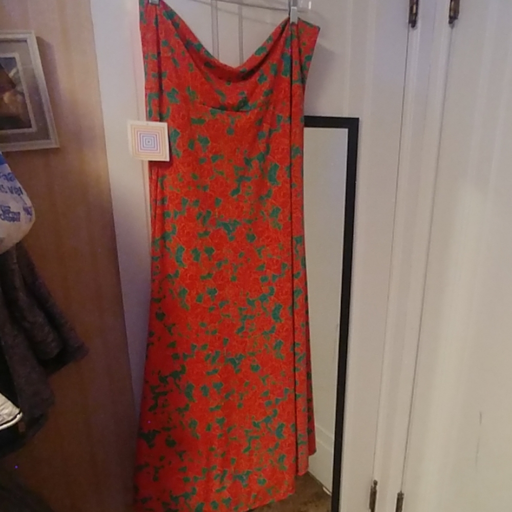 Plus Size Maxi Skirt